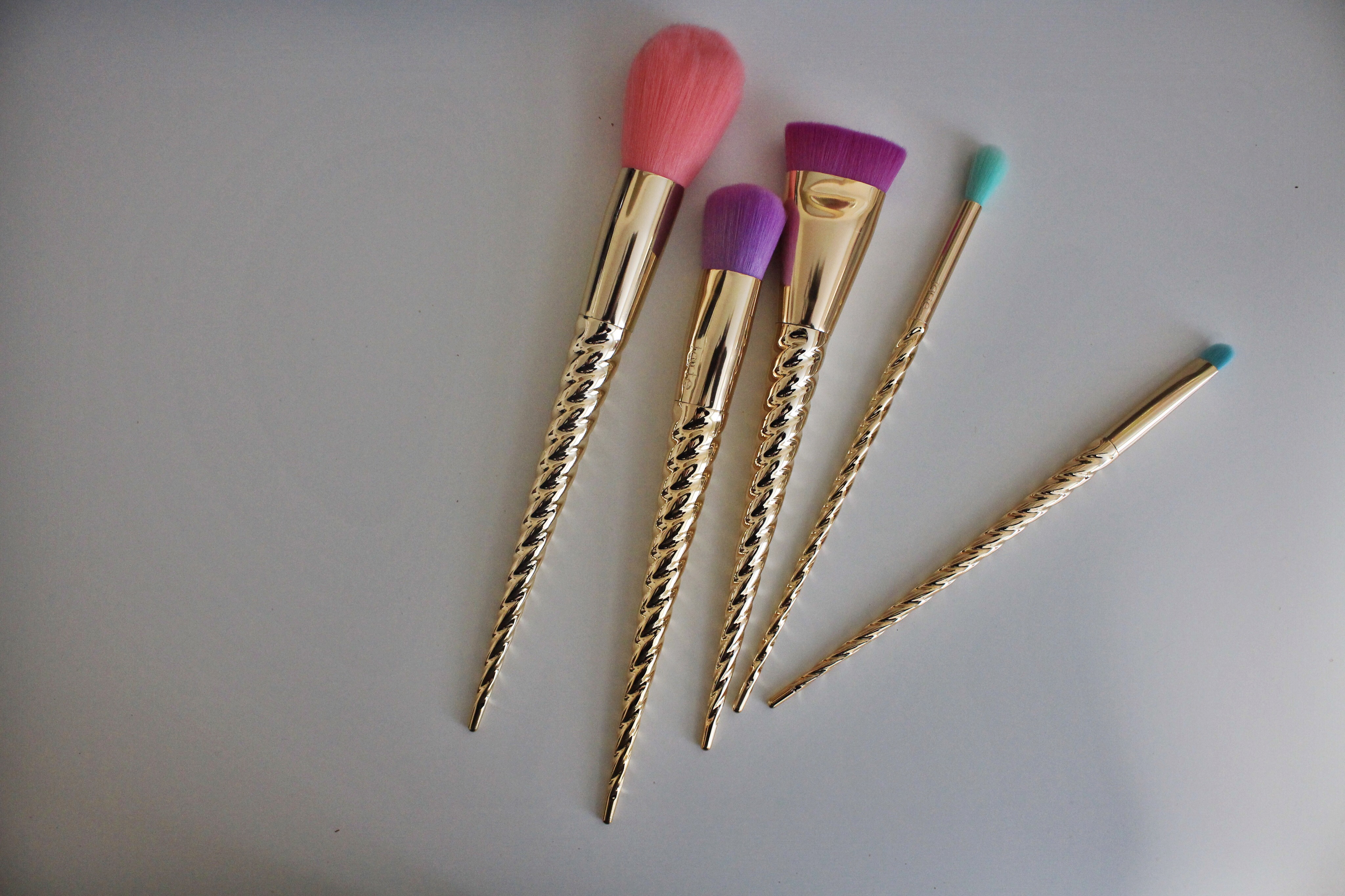 http://tartecosmetics.com/tarte-item-magic-wands-brush-set